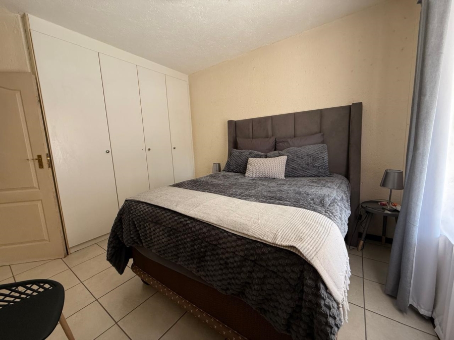 2 Bedroom Property for Sale in Rustenburg Central North West